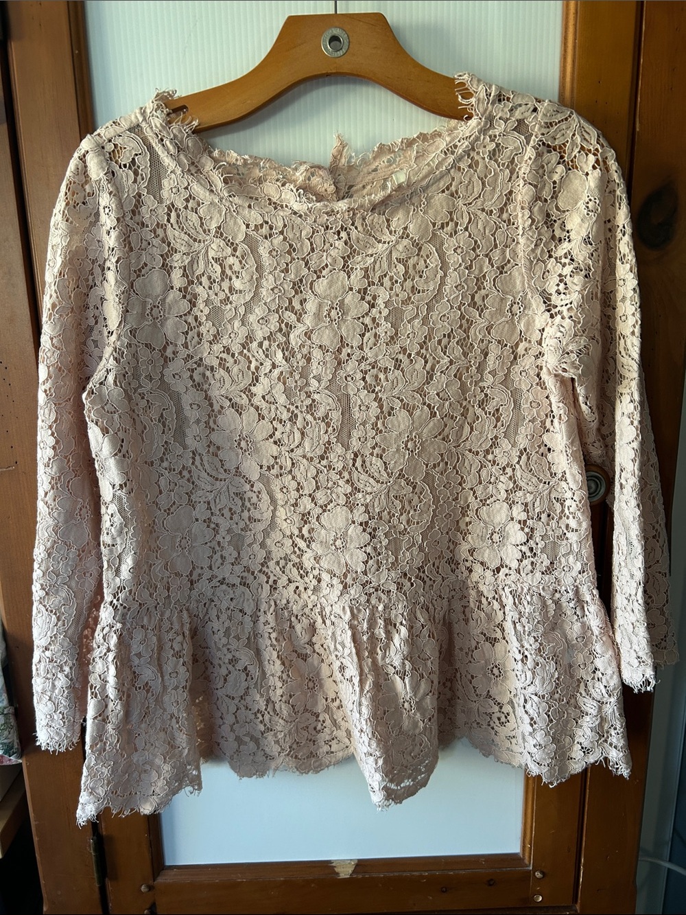 Joie Women’s Lace Peplum Top - Blush Pink